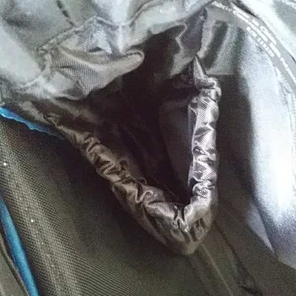 NWT Tapestry Diaper bag purse tote w/changing pad - Picture 8 of 8